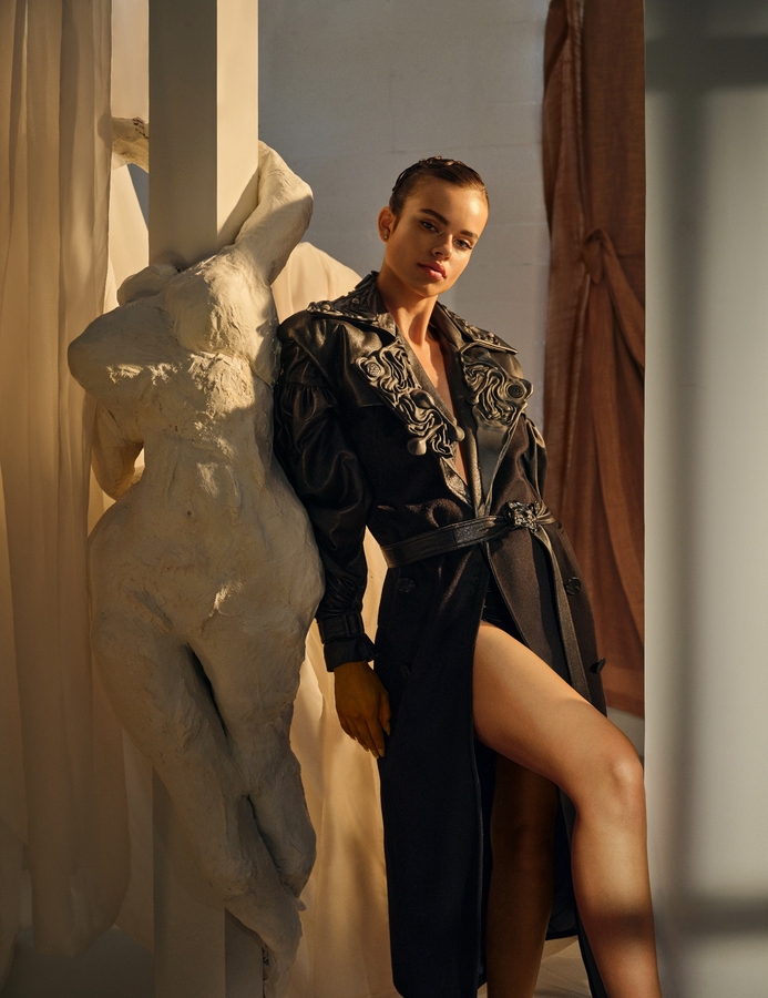 SELENEE, THE AVANT-GARDE LUXURY FASHION BRAND, UNVEILS THE OTHERWORLDLY LABYRINTHINE “GARDEN OF FORKING PATH” COLLECTION AT LA FASHION WEEK — MARCH 16, 2025